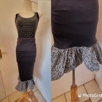 Black skirt with frill detail