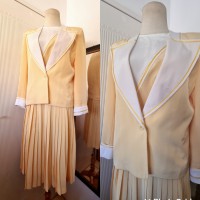 Yellow vintage set